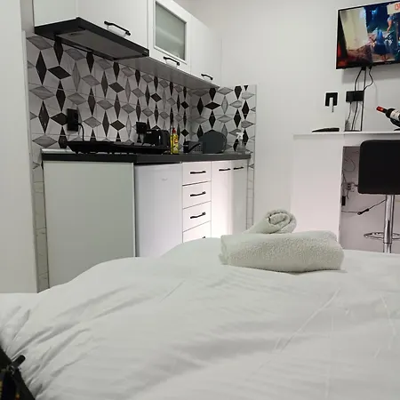 Daire Garfield Family 1 Soko Banja