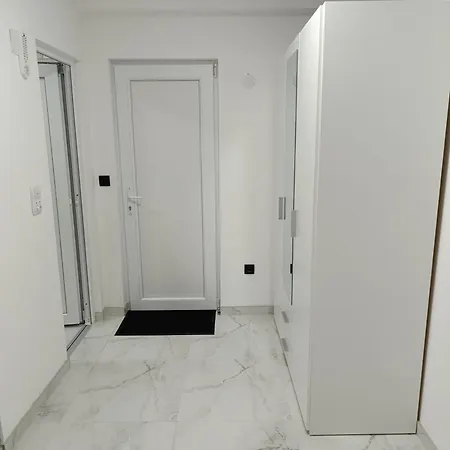 Garfield Family 1 Daire