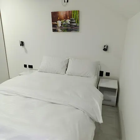 Daire Garfield Family 1 Soko Banja